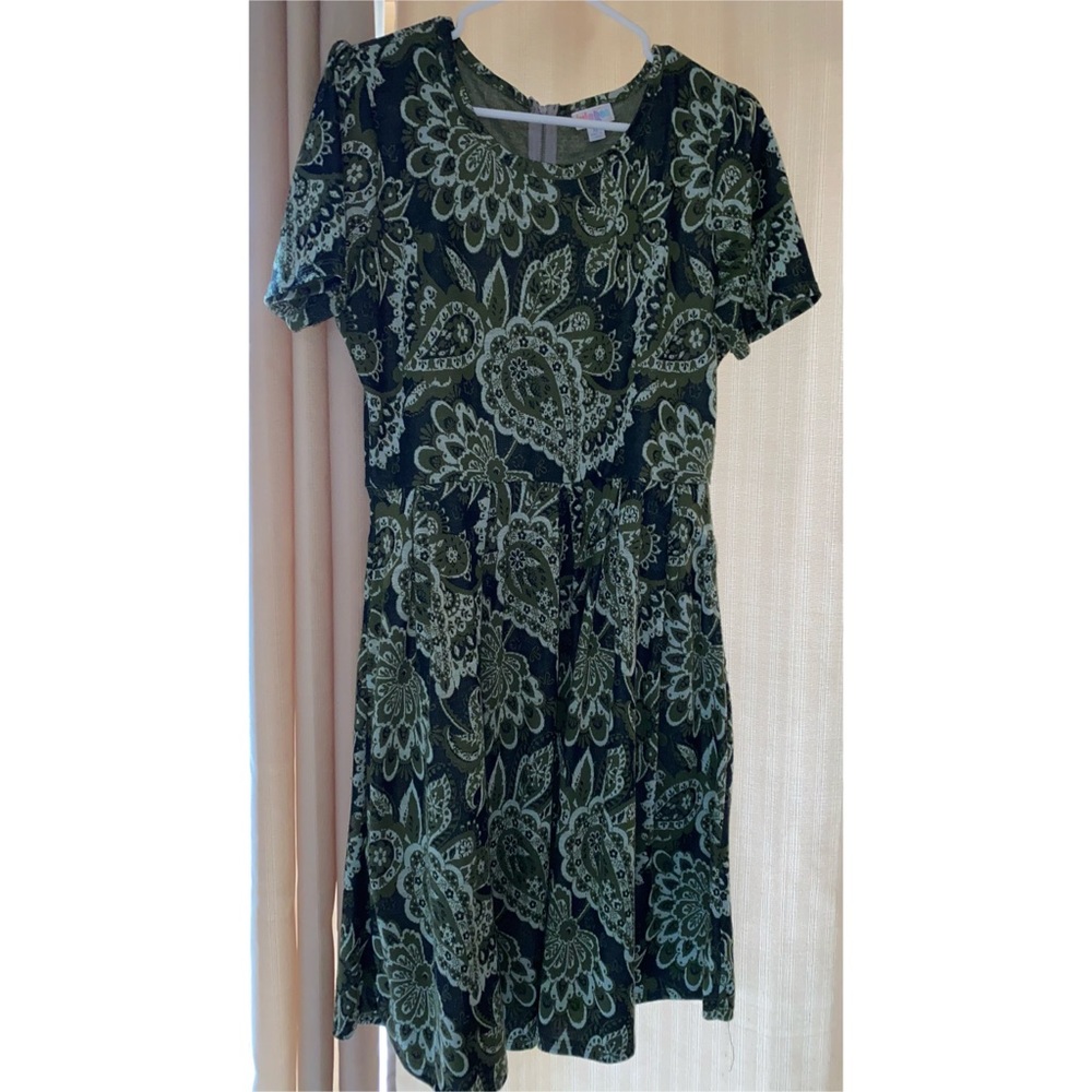 XL Lularoe Amelia Dress